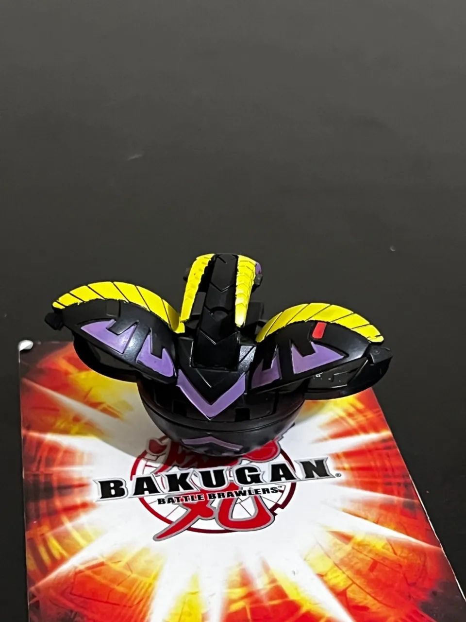 Bakugan Darkus Percival  - Foto 3
