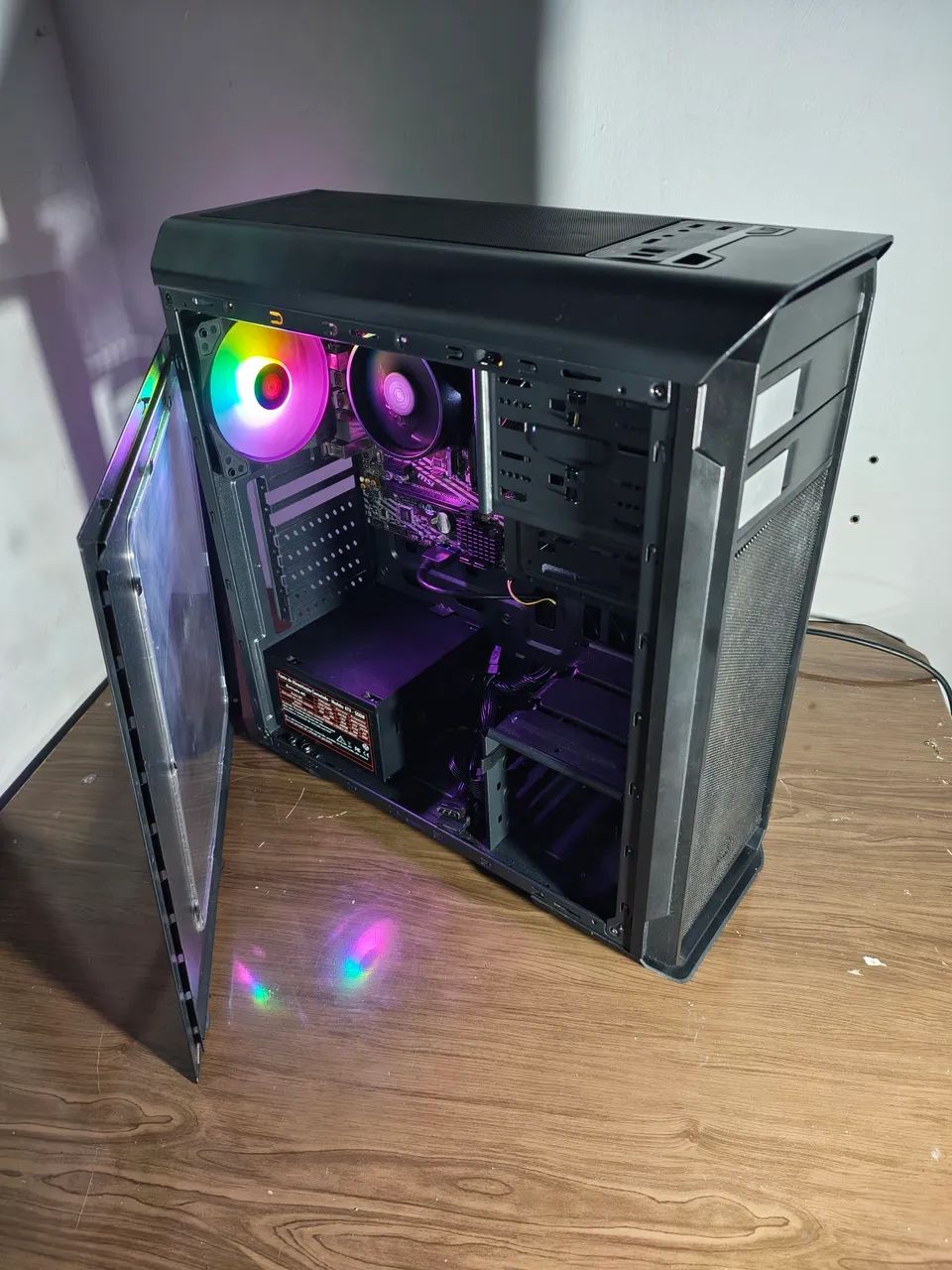 Pc Ryzen 5600G - A520m - 8Gb - SSD 128Gb