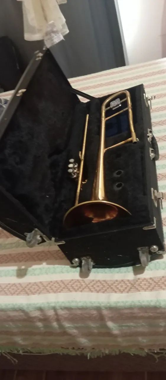 Trombone de pisto em dó weril - Foto 2