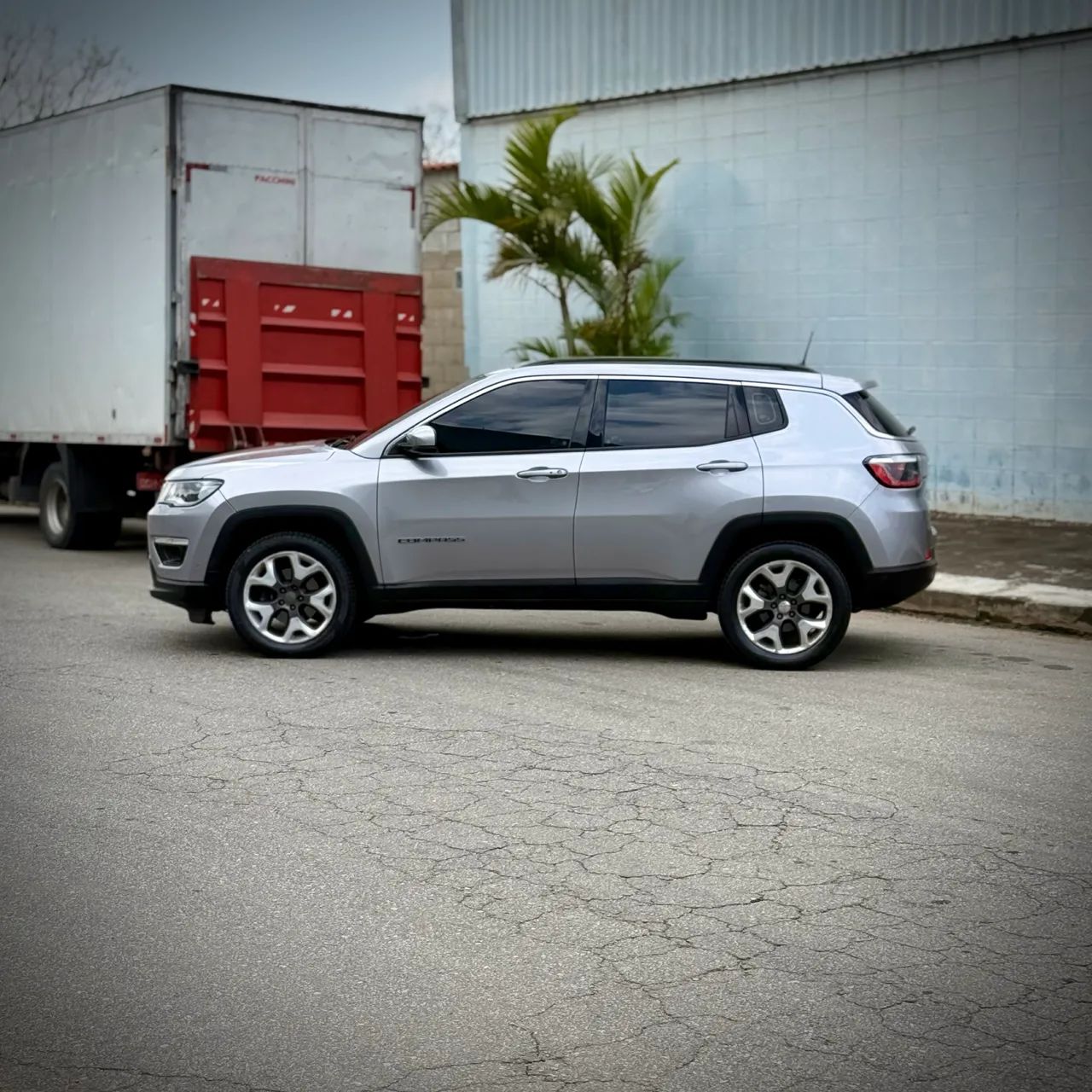 Jeep Compass Longitude 2.0 4X2 Flex 16V Aut. 2020 - Foto 2