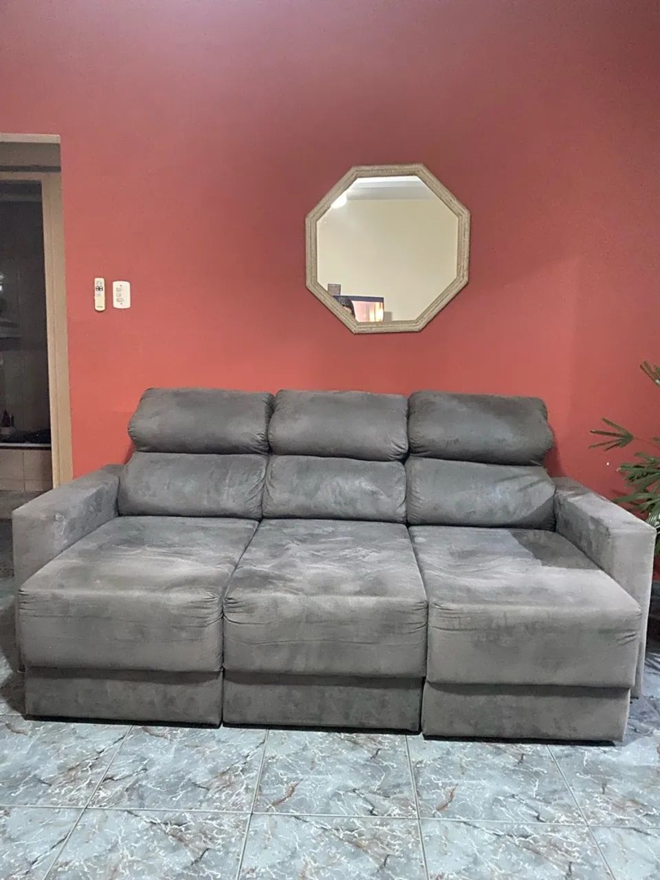 Sofá retrátil e reclinável 3 lugares cinza 