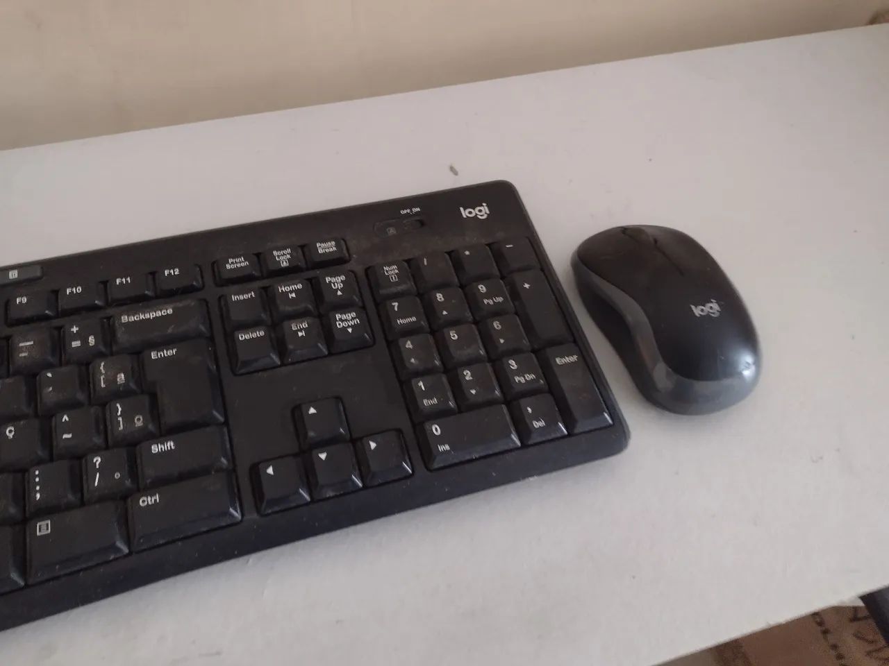 Teclado e mouse sem fio 