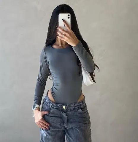 BODY COSTAS NUA