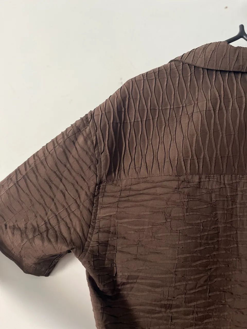 Camisa marrom texturizada premium ? estilo vintage/resort  - Foto 4