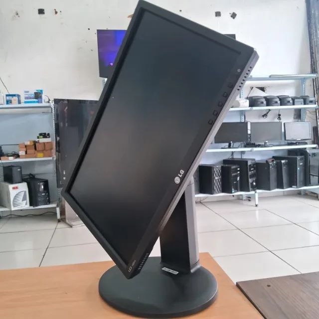 Monitor 19 Polegadas Rotatório Oferta Natal RN 299!!