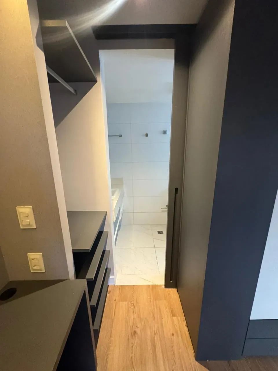 Alugo lindo apartamento na navegantes 180 m2 3 quartos com dependência de funcionária. - Foto 11