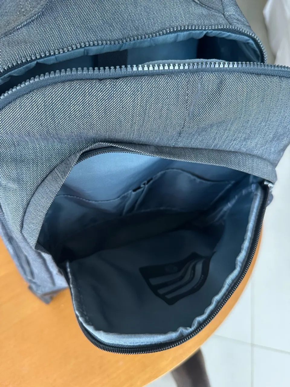 Mochila Kipling semi nova  - Foto 5