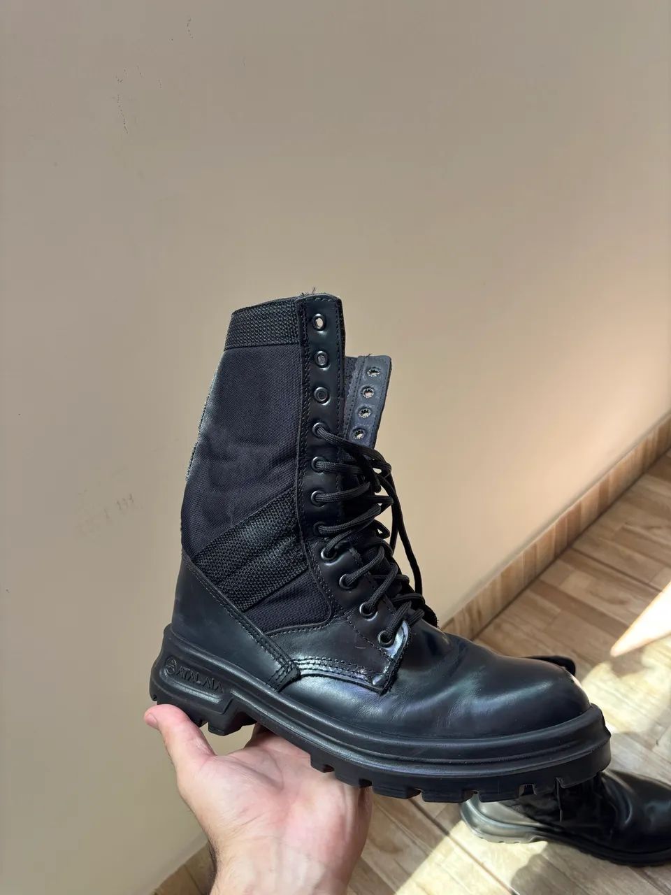 vendo coturno militar atalaia 39 - Foto 3