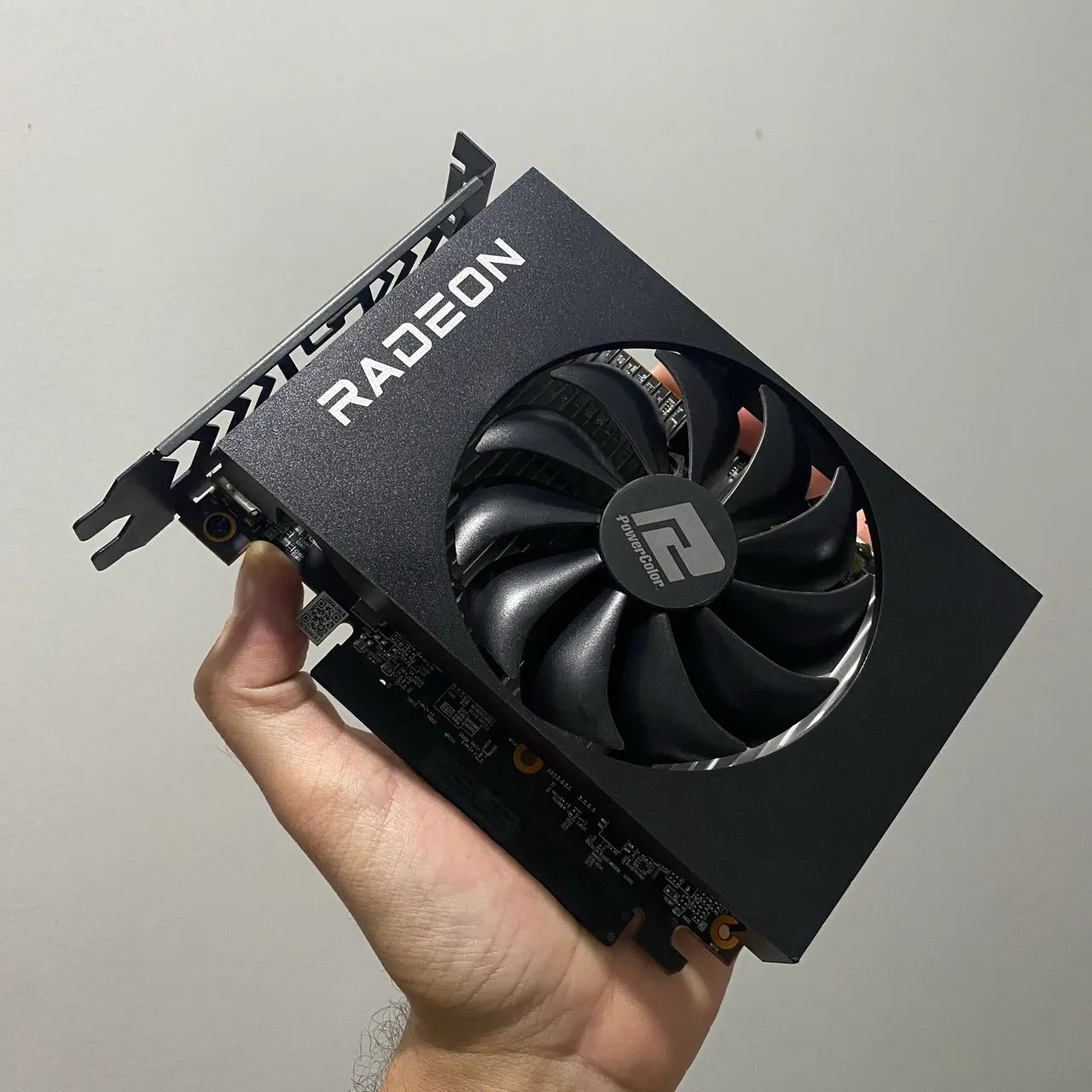 Placa de Vídeo RX 6400 4GB GDDR6 64 Bit PowerColor Impecável! GPU Placa de Vídeo RX 6400 4GB GDDR6 64 Bit PowerColor Impecável! GPU