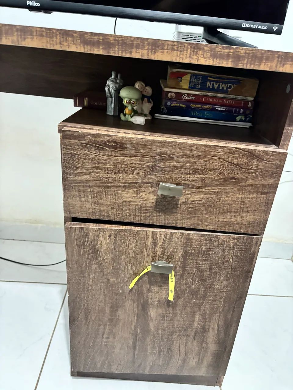 Mesa de Escritório/Computador com Gaveta e Nicho - Ótimo Estado - Foto 3