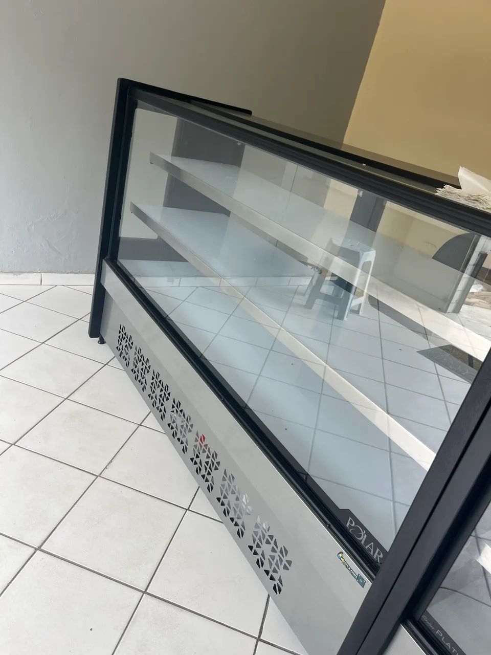 Balcão Expositor e Caixa 