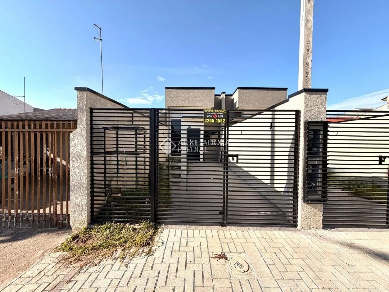 Casa térrea com suíte no Bairro Sítio Cercado