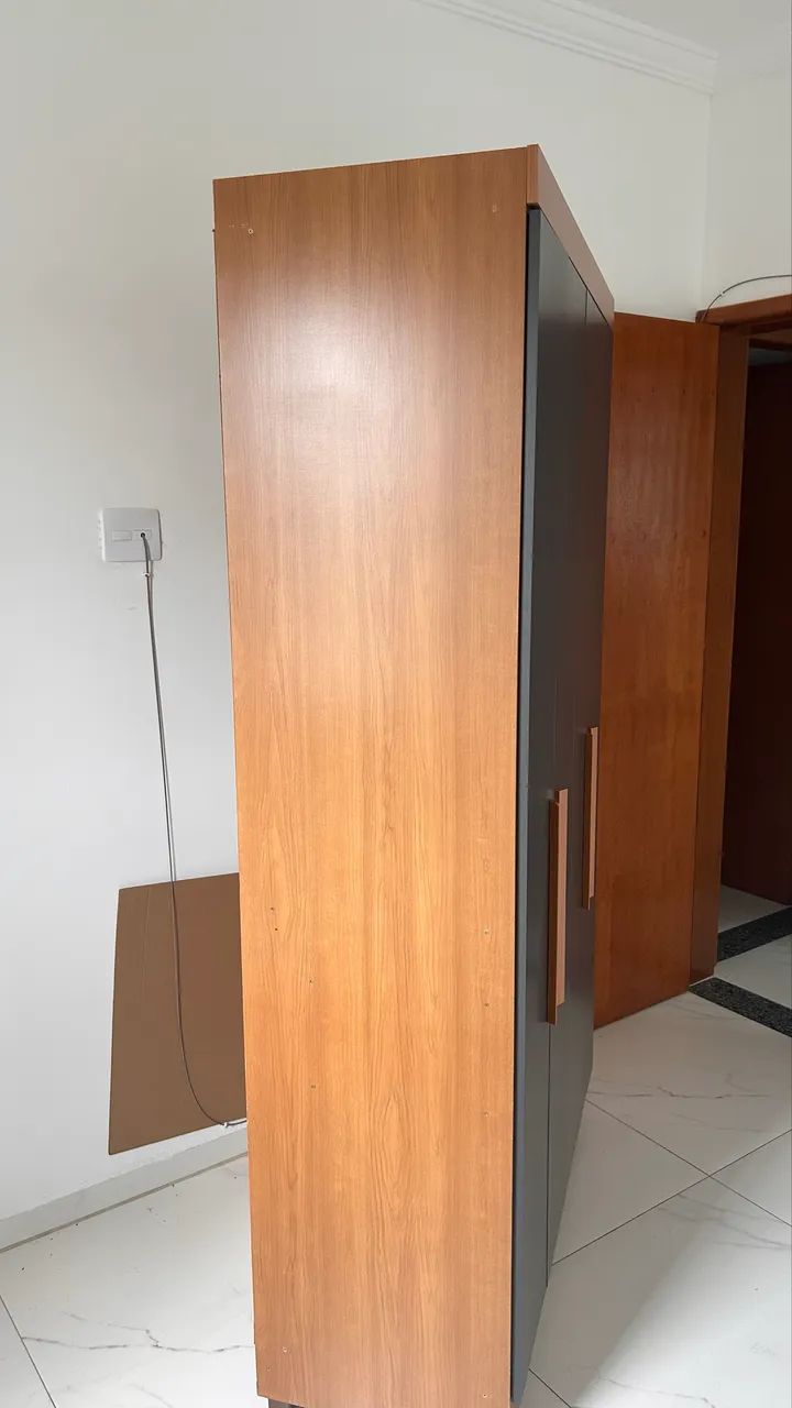 VENDO GUARDA ROUPA EM ÓTIMO ESTADO - Foto 2