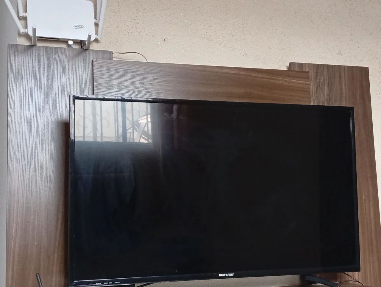 Vendo tv 32 Multilaser  - Foto 2