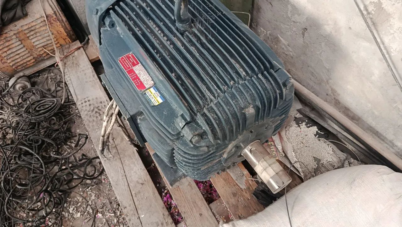 Motor elétrico 100 cv - Foto 2