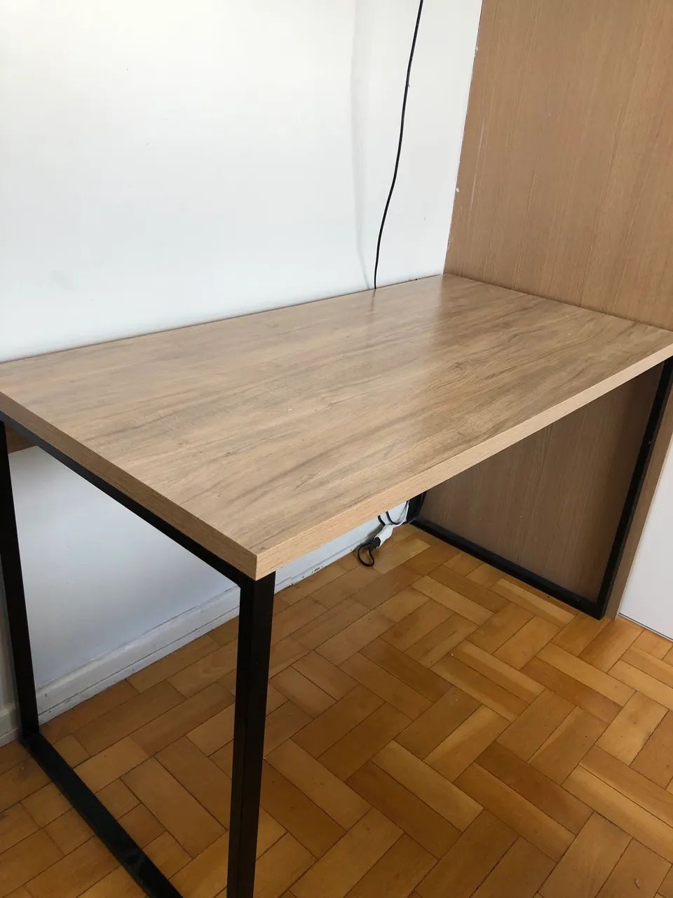 Escrivaninha de escritório home office 