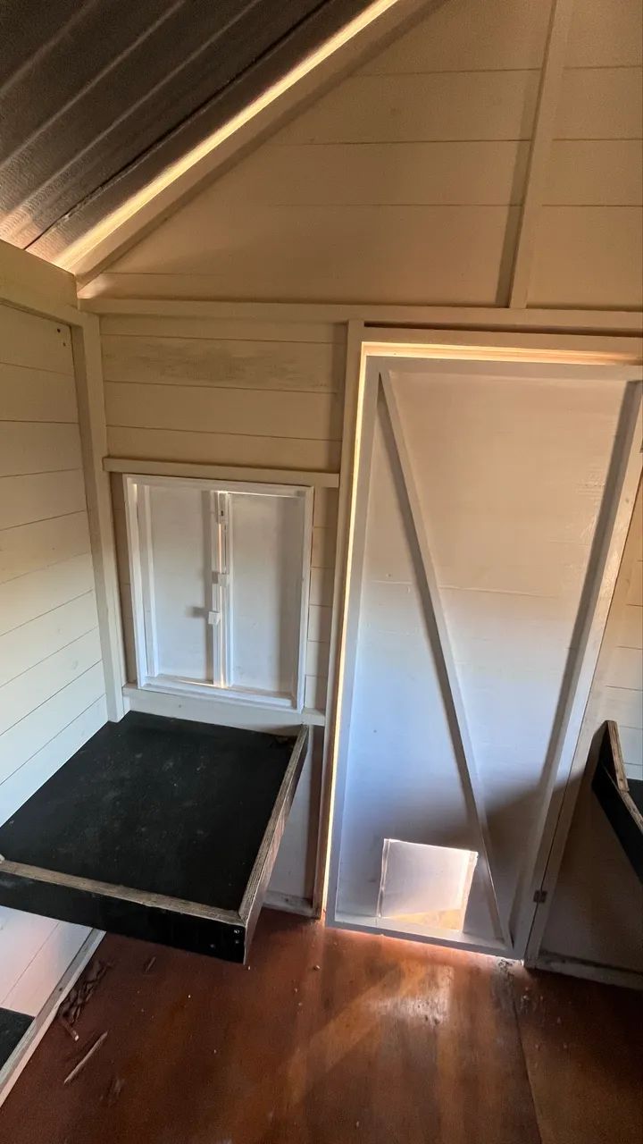 Vendo Gatil/Casa de Bonecas - Foto 4