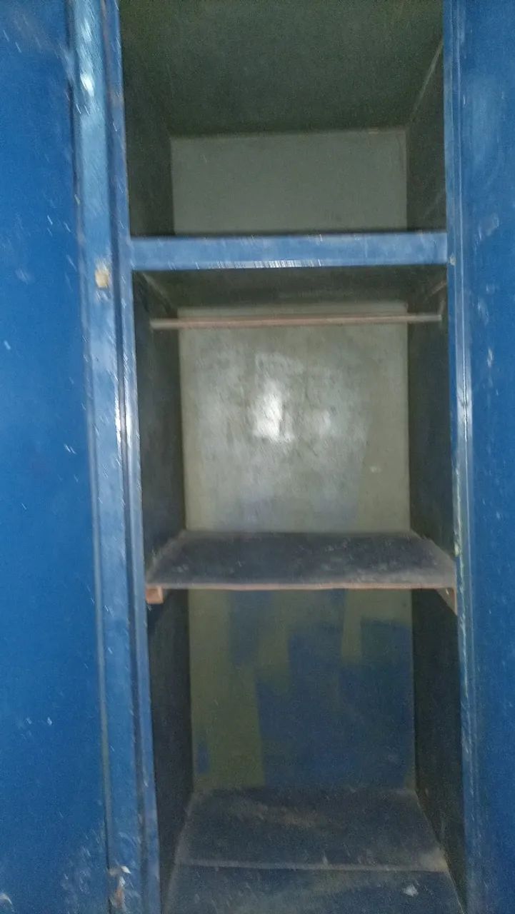 VENDO ARMÁRIO DE FERRO  - Foto 2