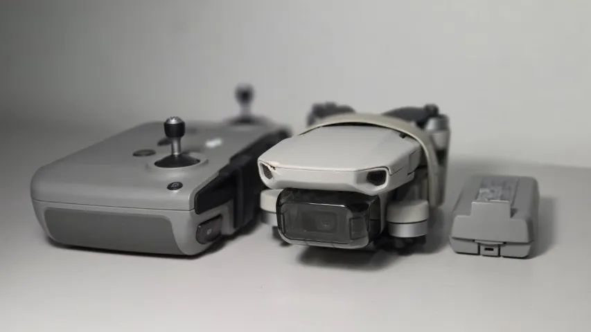 Drone DJI Mini 2 SE + Controle RC-N1