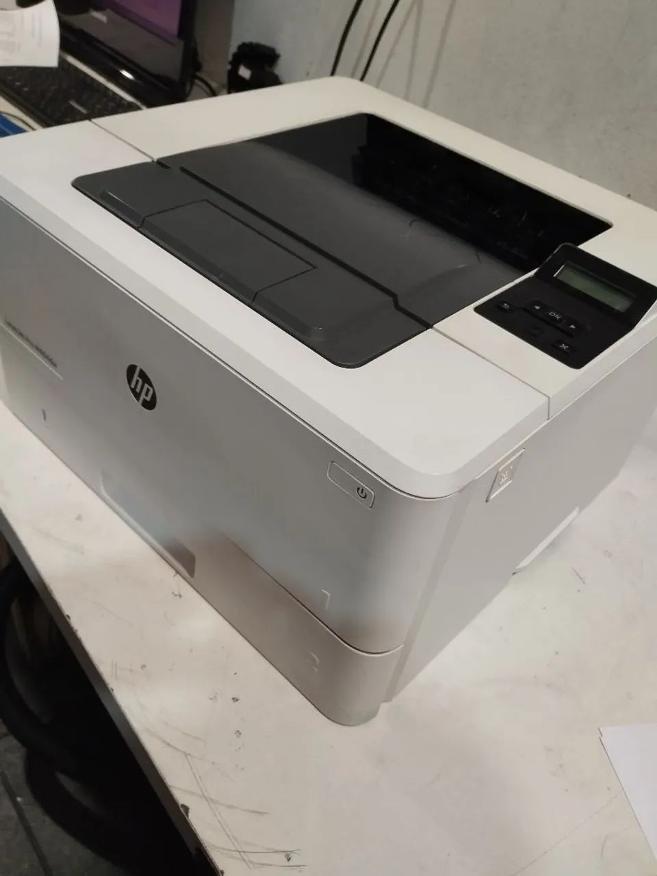 Impressora HP LaserJet pro M404DW - Foto 3