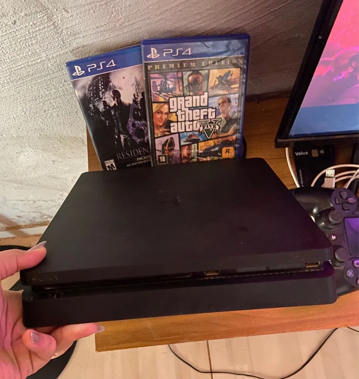 VENDO PS4 SLIM