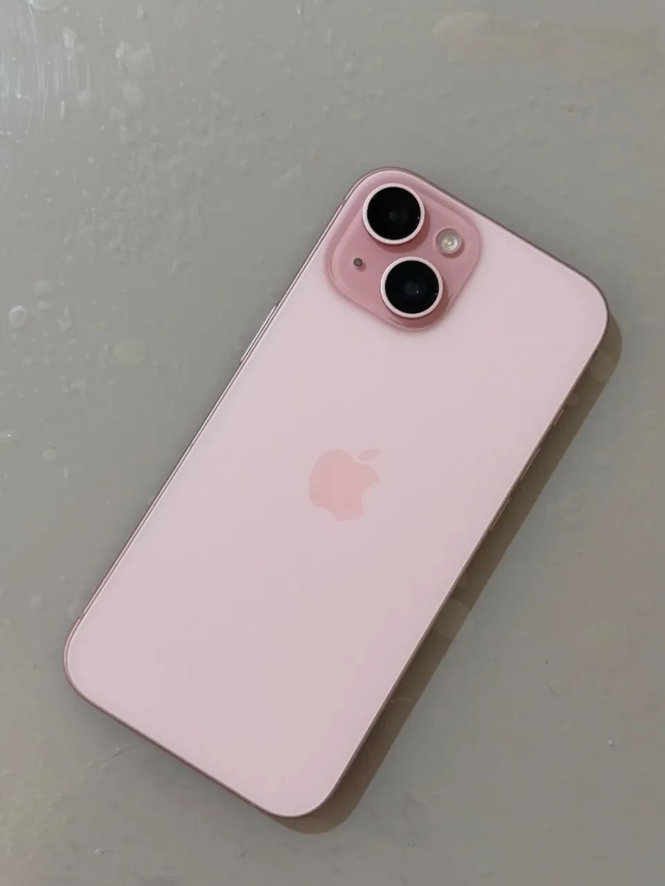 Celular iPhone 15