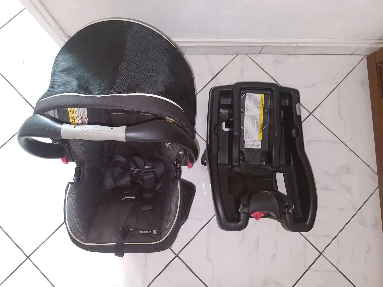 Cadeirinha infantil Graco com base usado - Foto 4