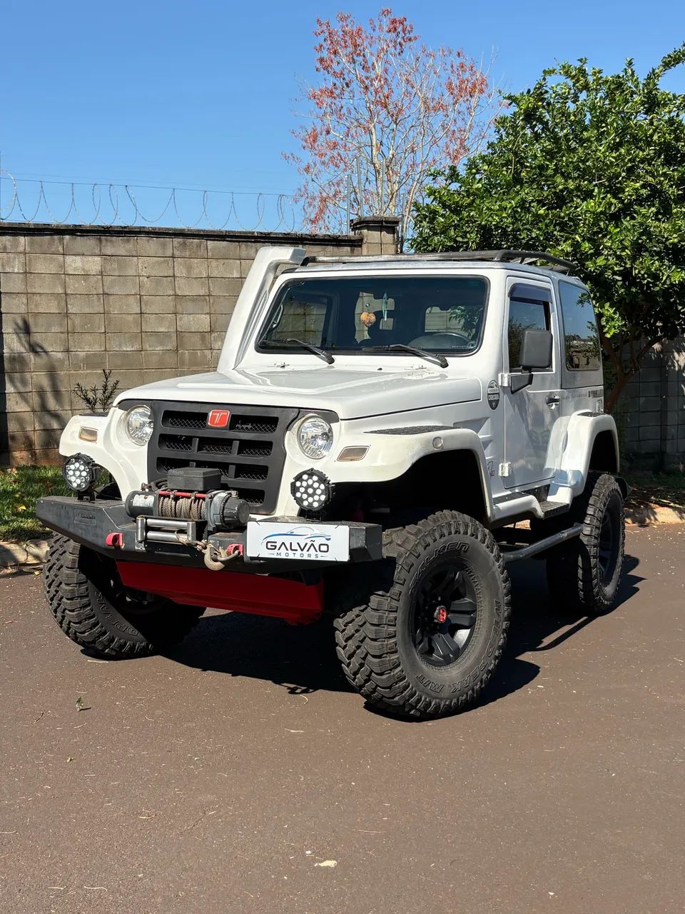 Troller T-4 T-4 4x4 3.0 TB Int. Cap. Rígida Diesel 2010