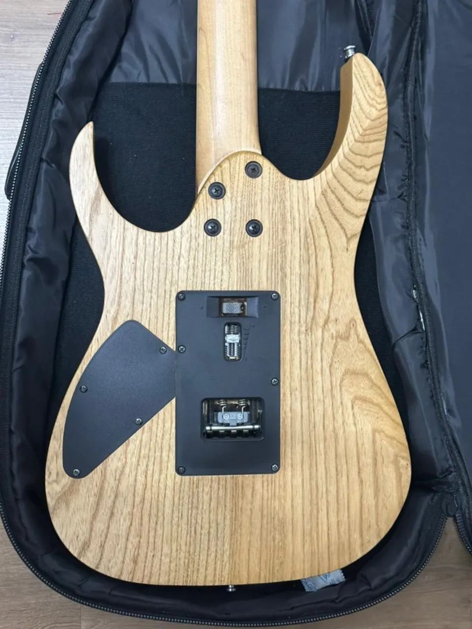 Ibanez RG 470 AHZ - Foto 6