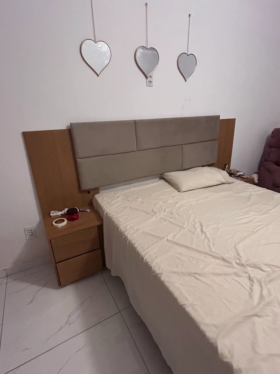 VENDO CABECEIRA COM CRIADOS MUDOS( cama casal ou queen) - Foto 4