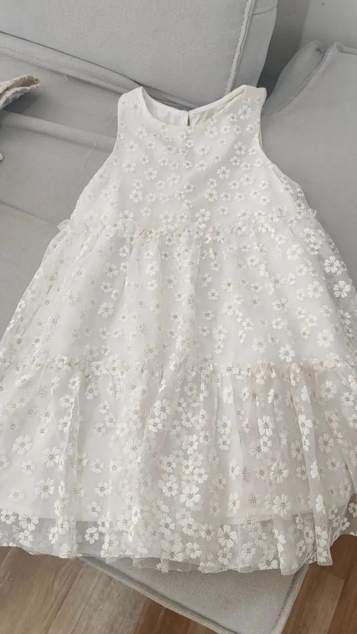 Vestido de renda branco 