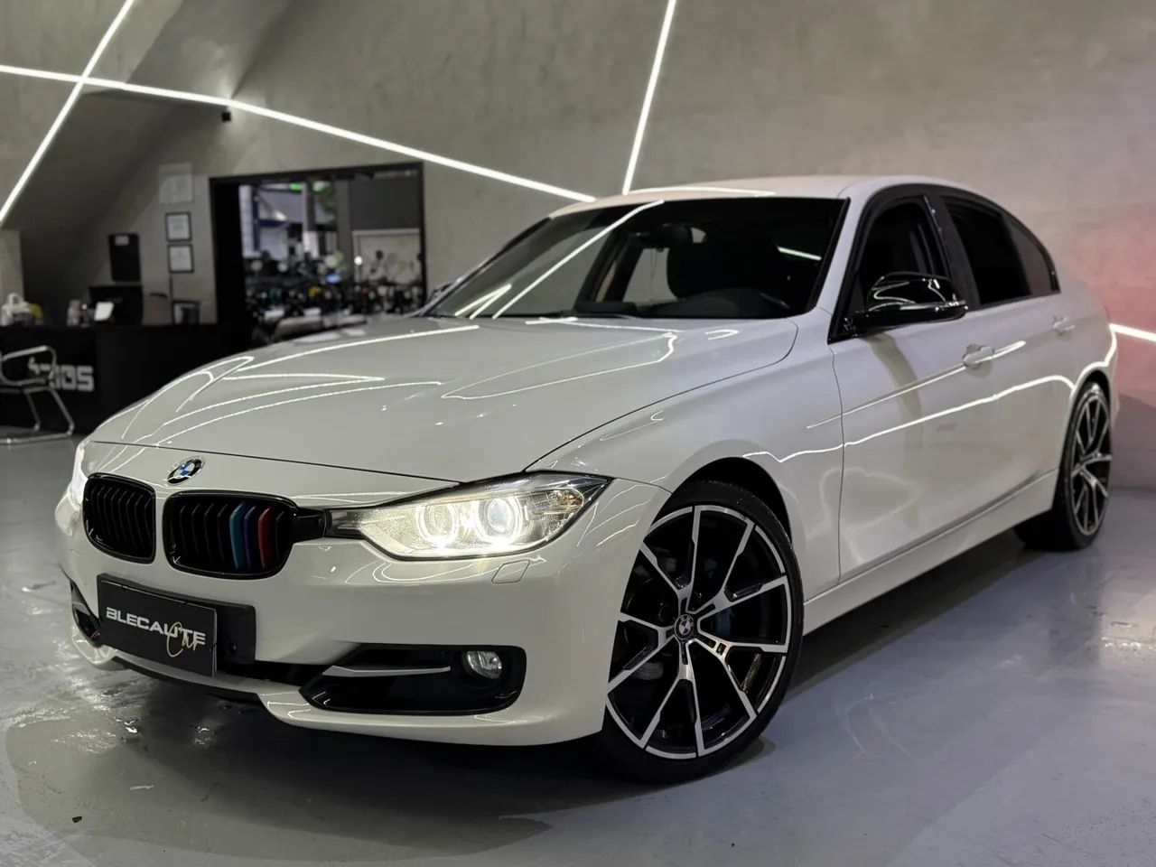 BMW 320I 2013