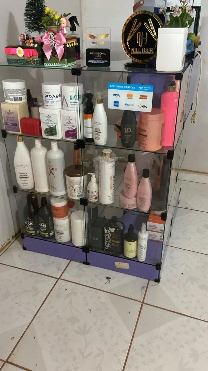 VENDO CAIXA COM REPOSITOR