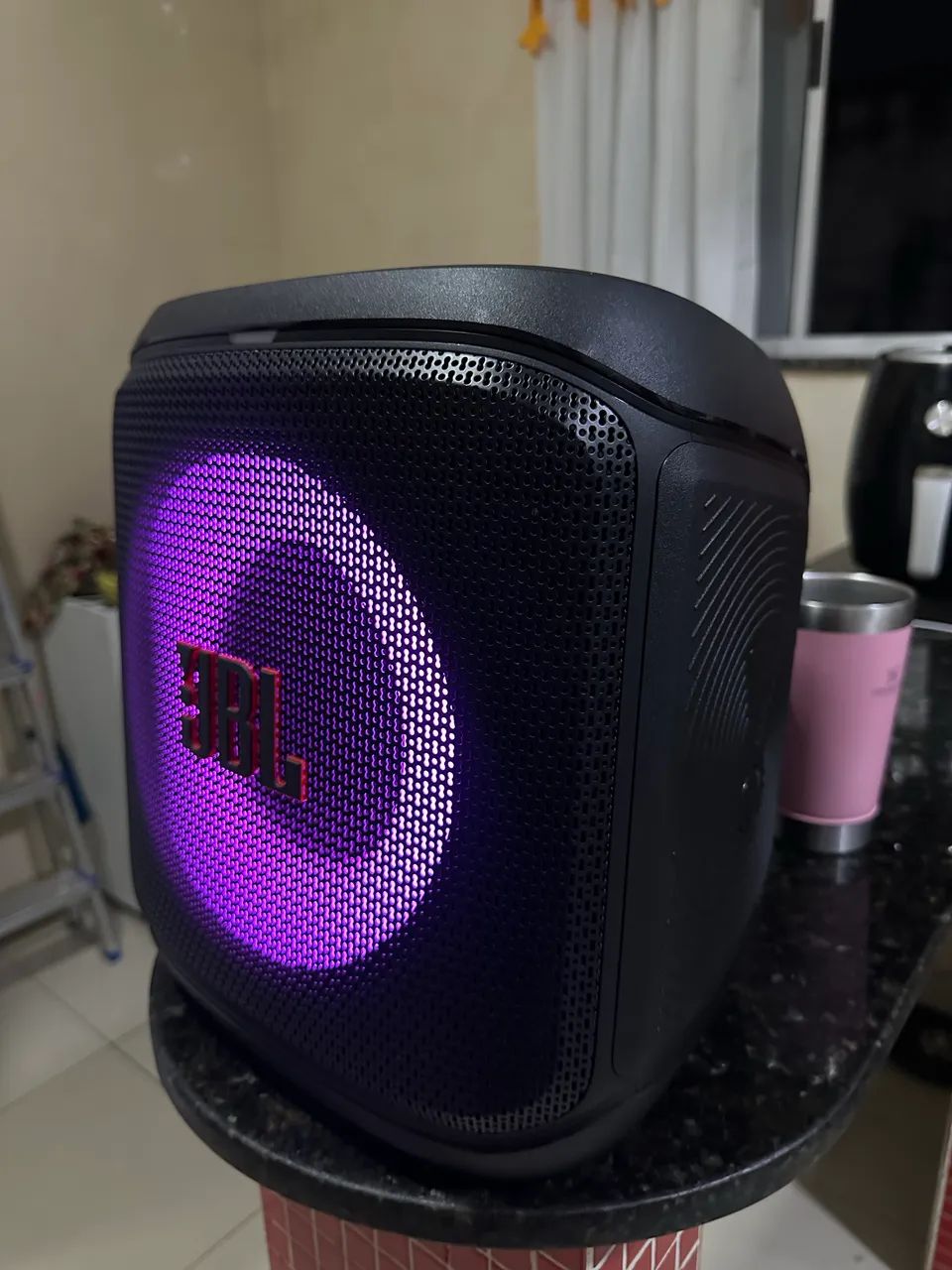 Jbl encore essential 2 meses de uso  - Foto 2