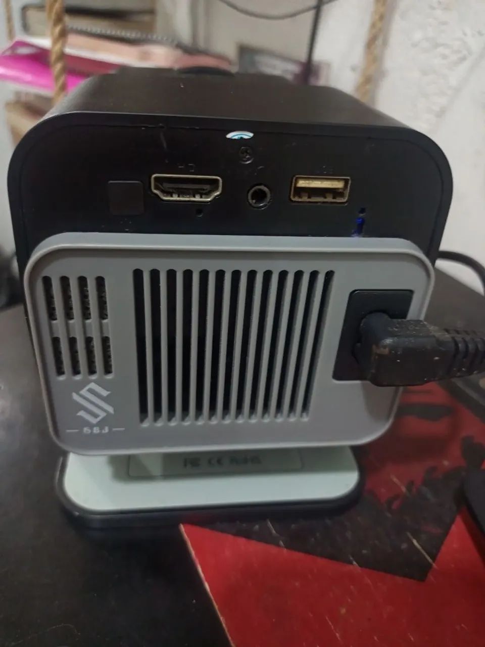 Projetor HY 320 semi-novo  - Foto 5