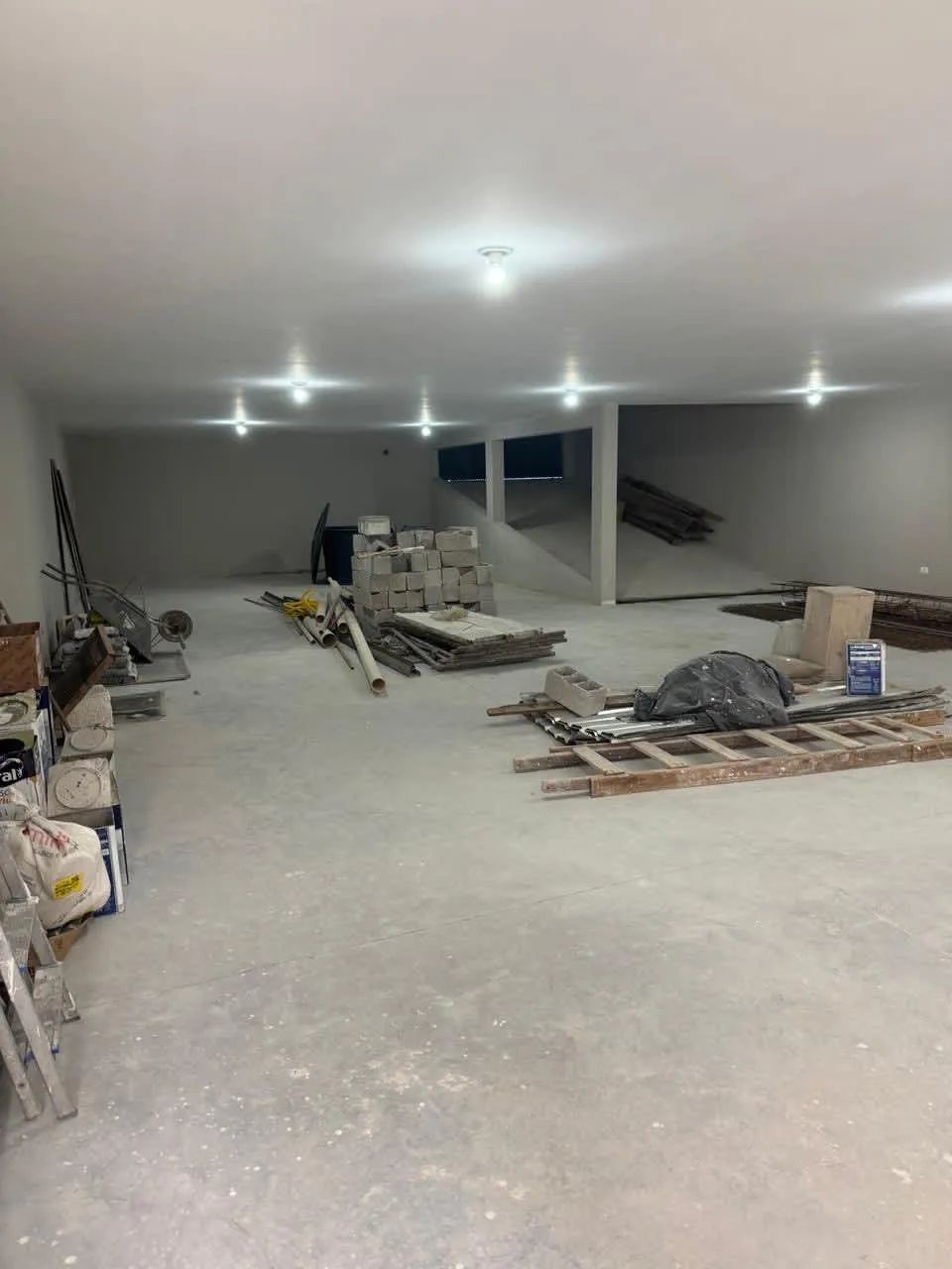 Prédio comercial na Avenida Rio das Pedras, 173  700 m² - Foto 4