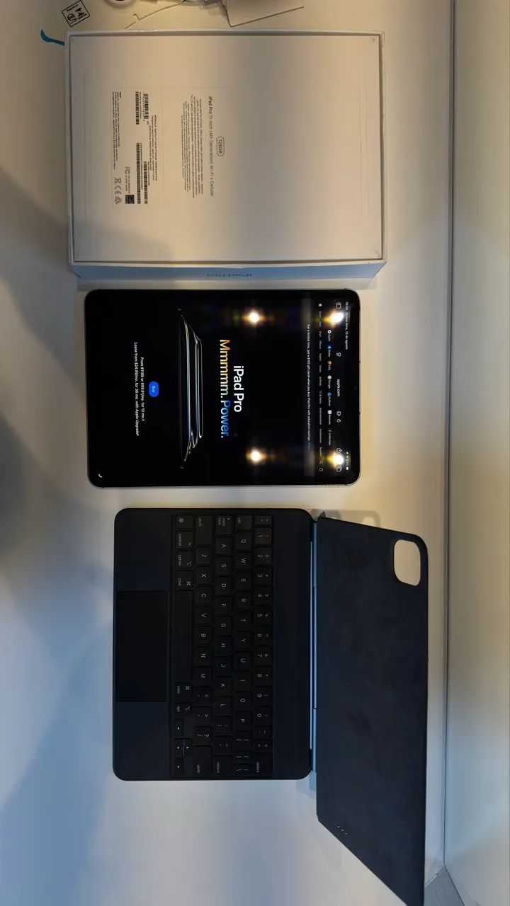 iPad Pro M1 Cellular + Magic Keyboard  - Foto 5