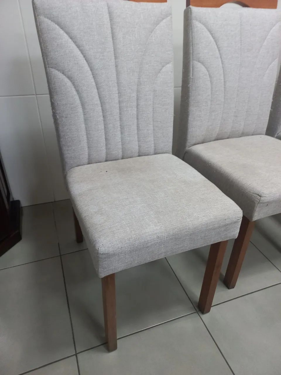 4 cadeiras para sala de jantar - Foto 2