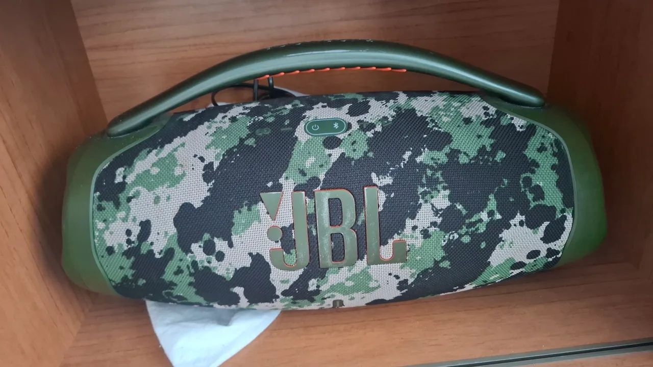Bombox 3
