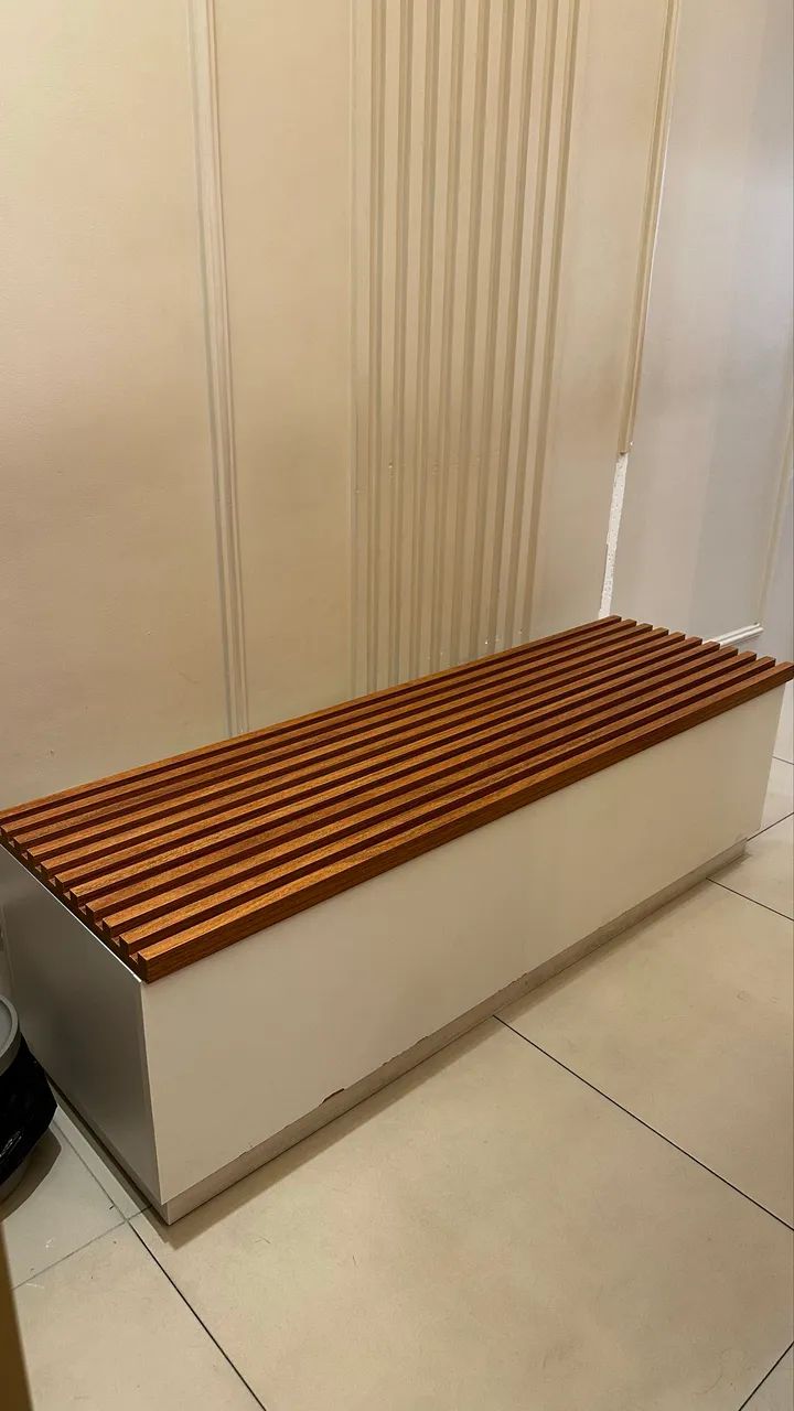 Banco alemão com baú 