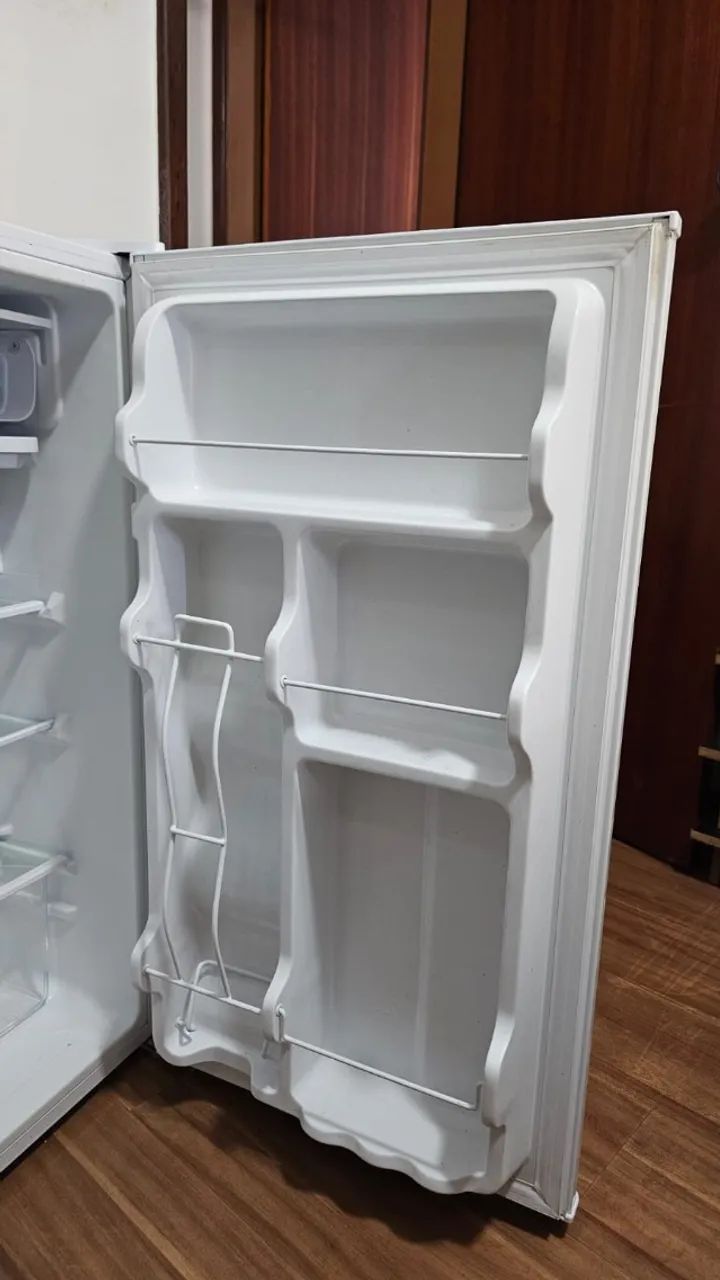Frigobar Midea 93l - Foto 4