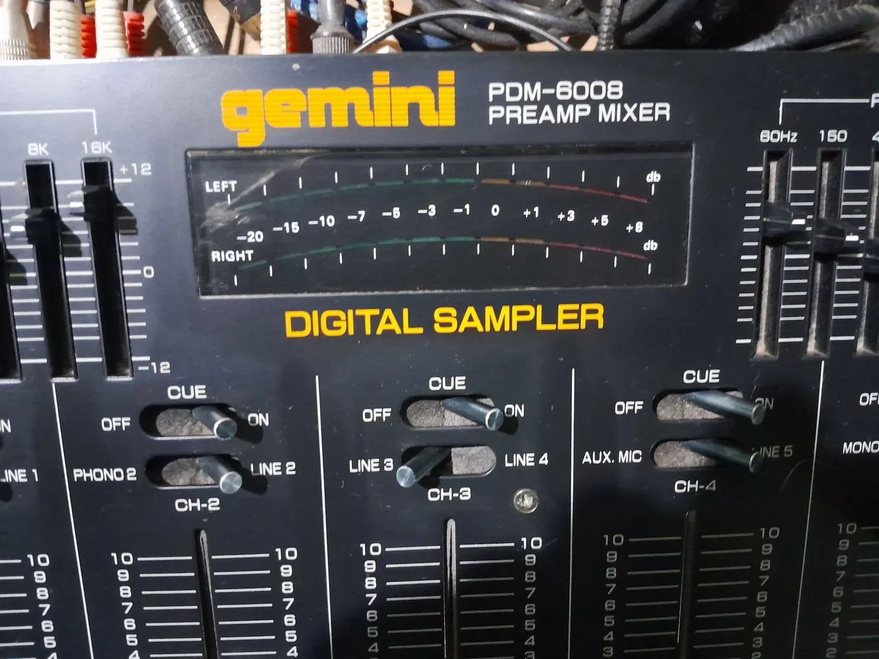 Mixer Gemini com sampler