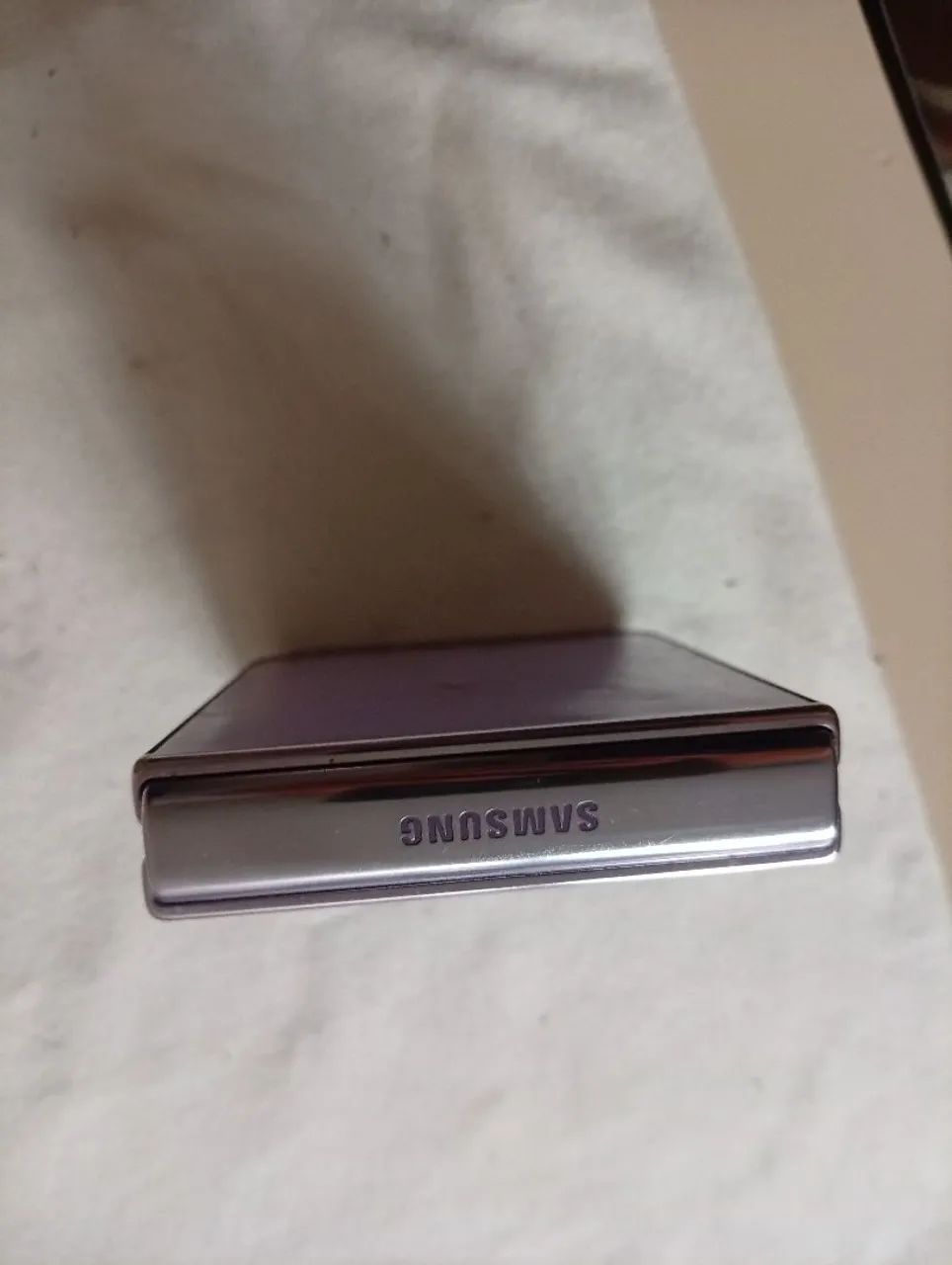 Galaxy z flip 4 