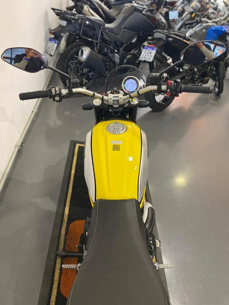 Ducati Scrambler Icon - Target Race - Foto 4
