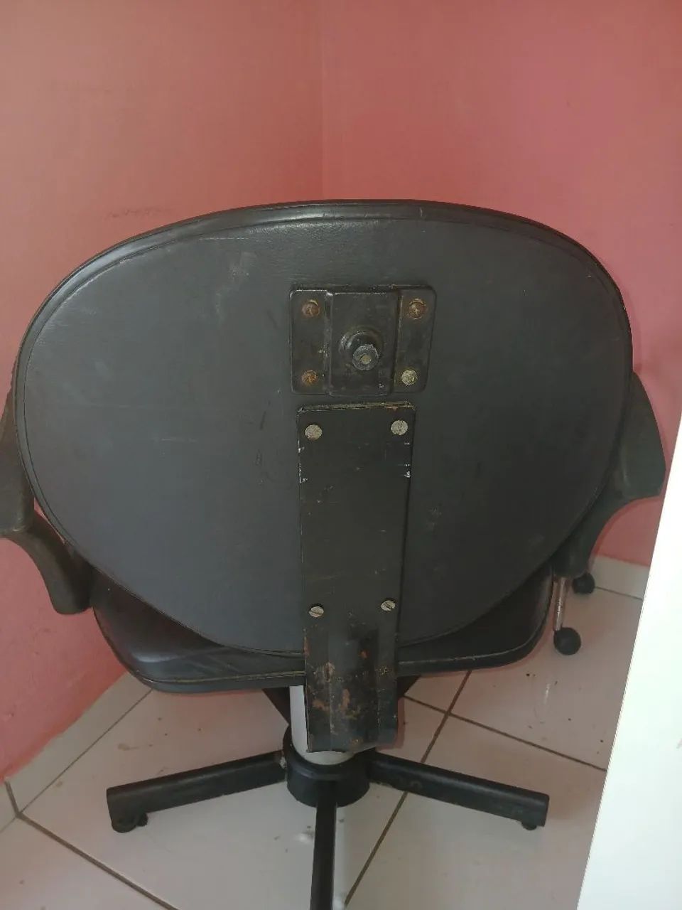 Vendo cadeira de salão - Foto 5