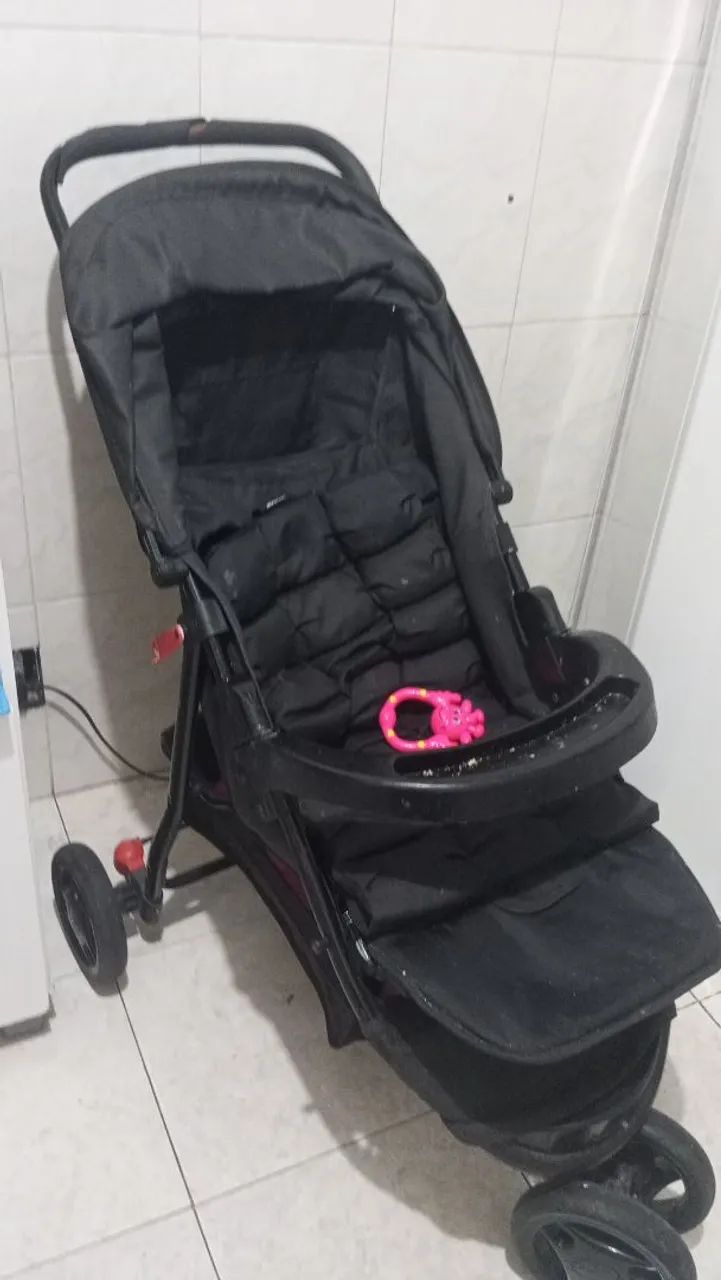 Vendo carinho de bebê 