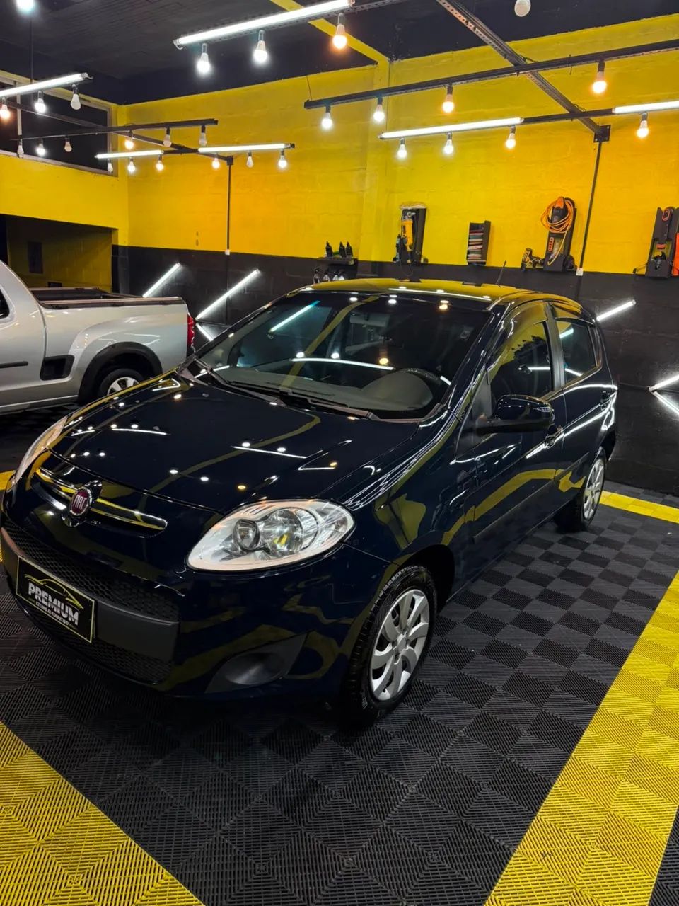 Fiat Palio Attractive 1.0 EVO Fire Flex 8V 5P 2015 - Foto 3