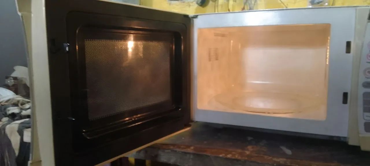 Microondas Electrolux 21 litros  - Foto 4
