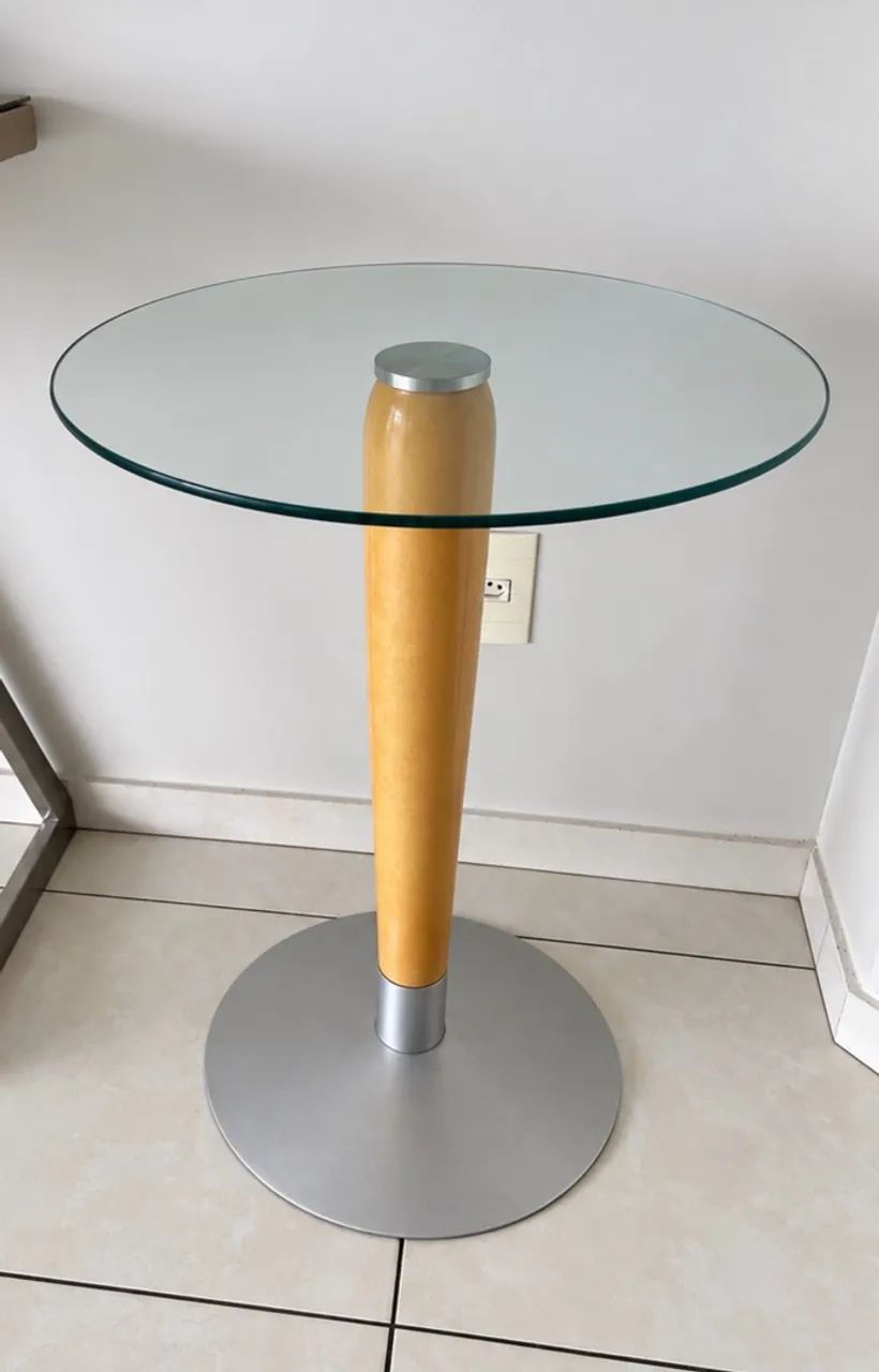 Vendo mesinha de vidro