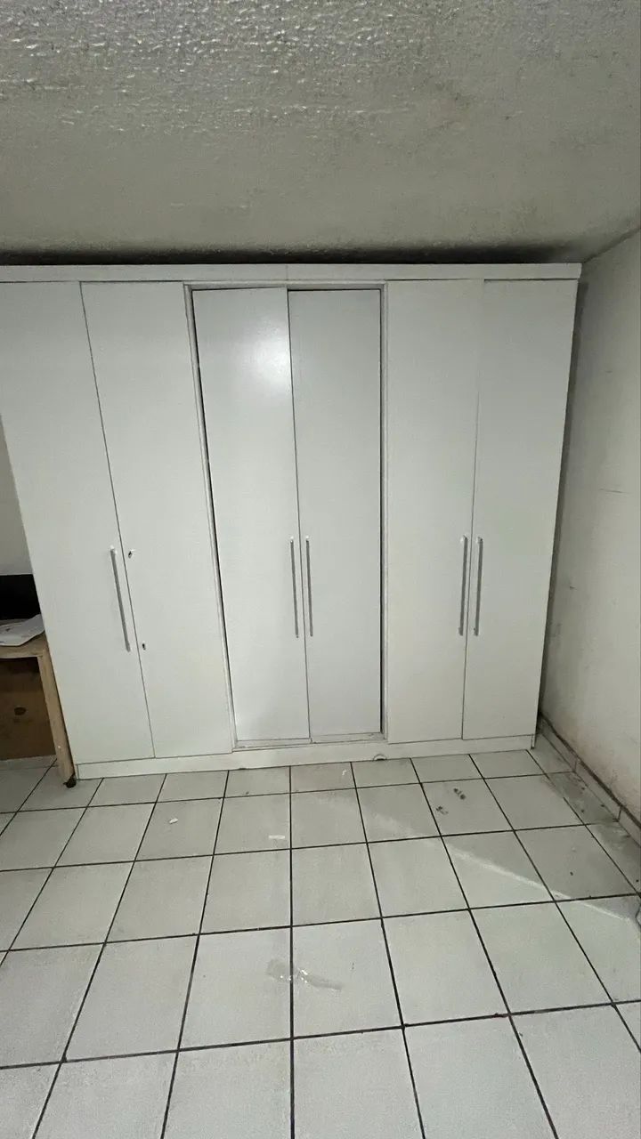 Guarda-Roupa de Casal Branco (6 Portas) - Foto 4